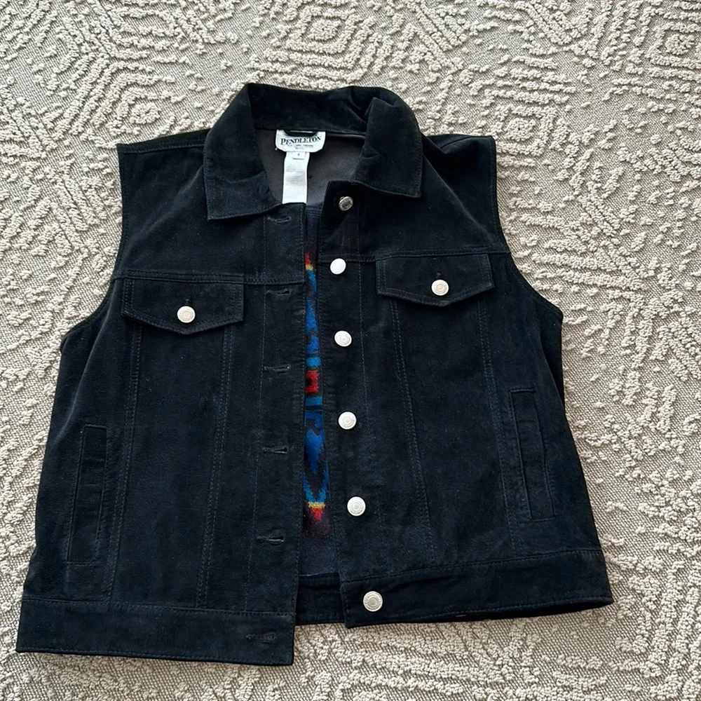 Pendleton Vest - Picture 2 of 4